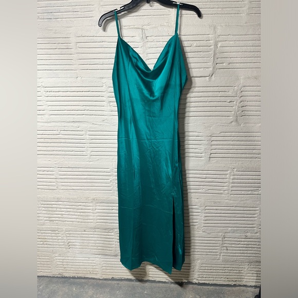 Paper Hearts Dresses & Skirts - Paper Heart Green/Blue Slip Dress Scoop Neck Size Large